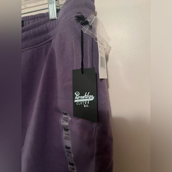 NWT Brooklyn Cloth 5" Short Above the Knee - Picture 2 of 4